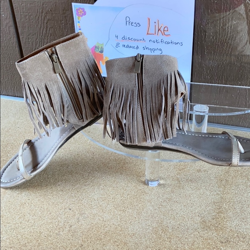 Suede Very Volatile sandal booties sz 9